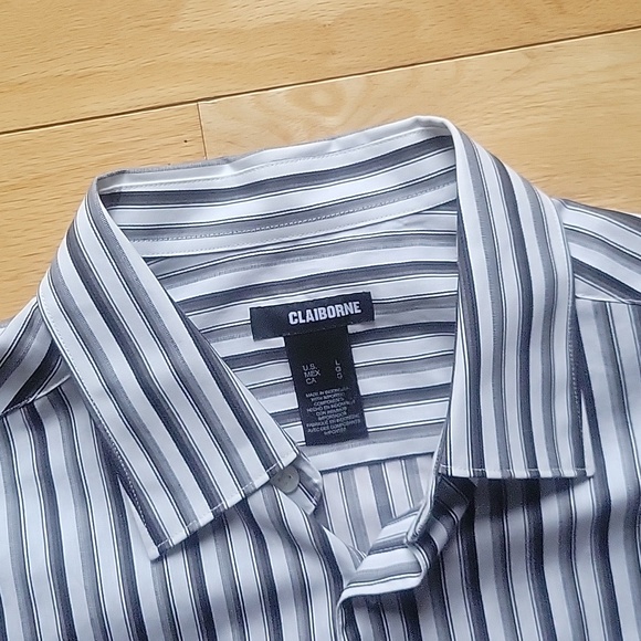 Claiborne long sleeve button up shirt - Picture 3 of 9